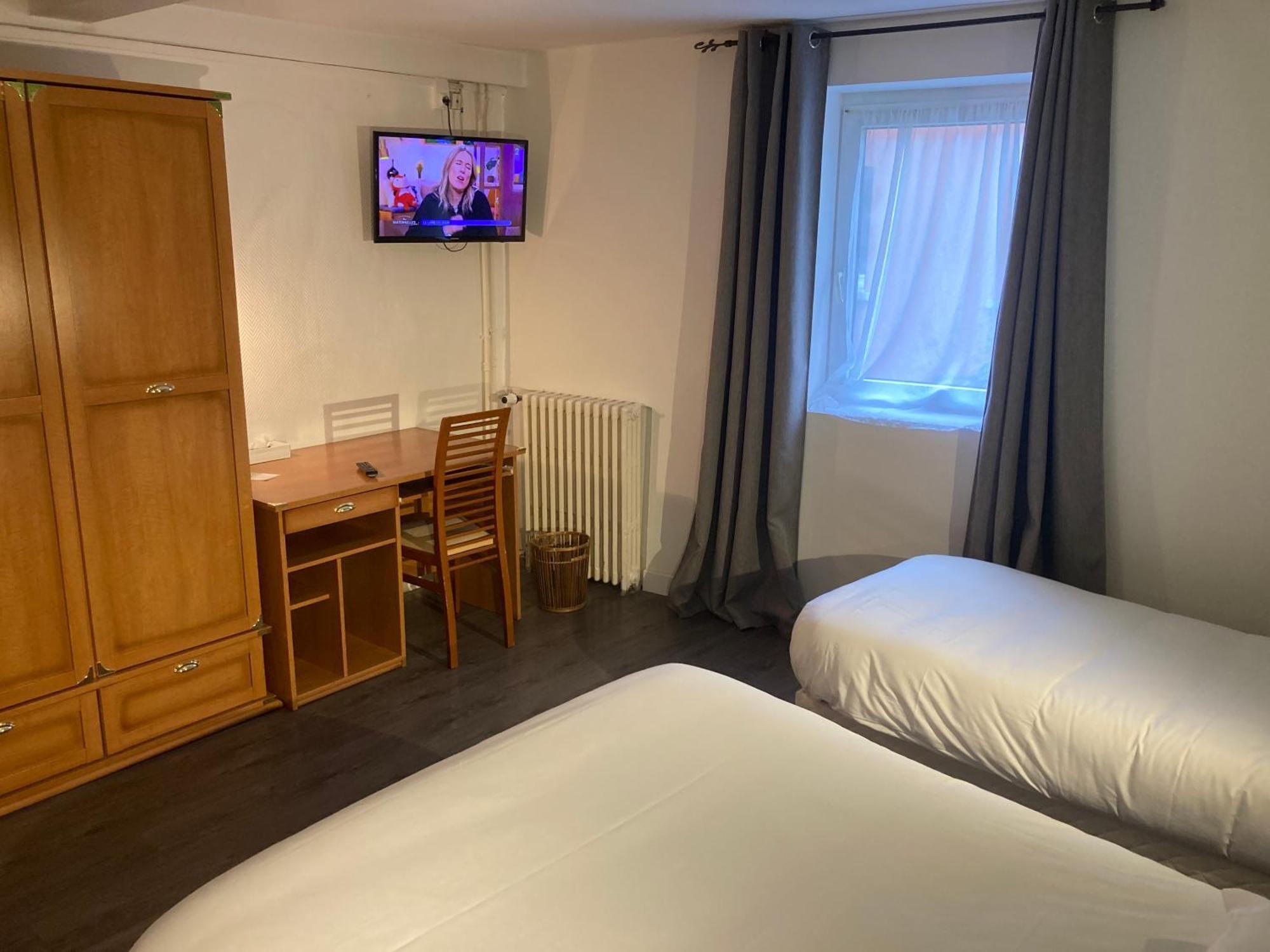 Hotel Aigle D'Or Thiers Exterior foto